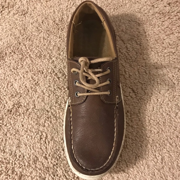kenneth cole reaction boat shoes